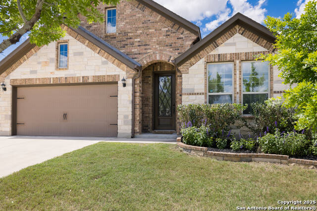 Listing photo id 4 for 1041 Water Oak