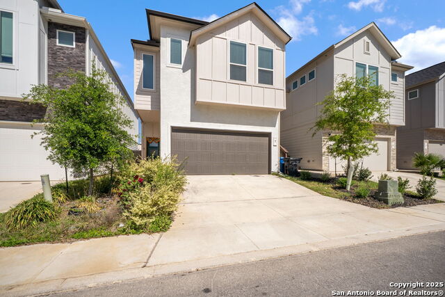 Image 2 of 32 For 8851 Oakland  Unit
