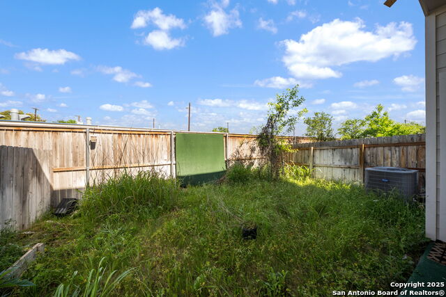 Image 31 of 32 For 8851 Oakland  Unit