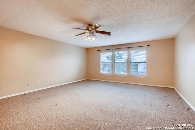 Image 6 of 11 For 8203 Chestnut Manor