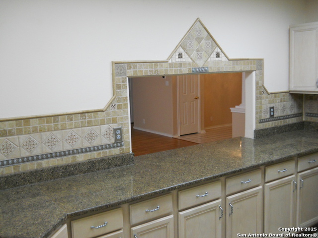 Image 10 of 20 For 14402 Alameda Ridge