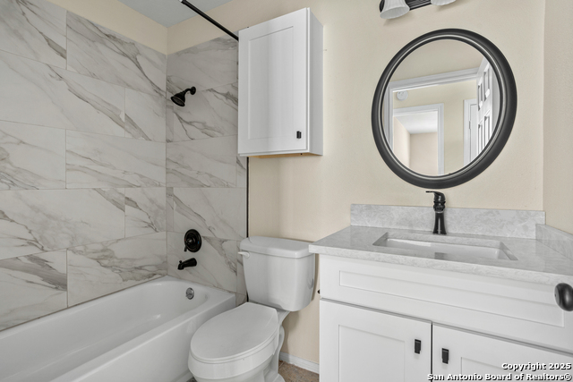 Image 14 of 18 For 13119 Greensview