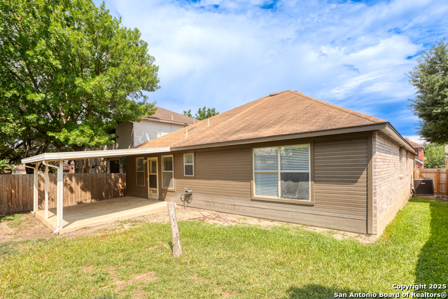 Image 16 of 18 For 13119 Greensview