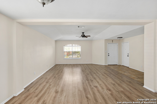 Image 3 of 18 For 13119 Greensview