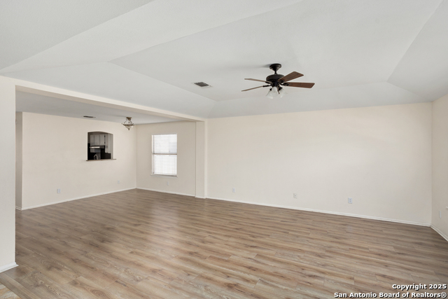 Image 4 of 18 For 13119 Greensview