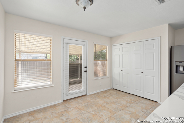 Image 9 of 18 For 13119 Greensview