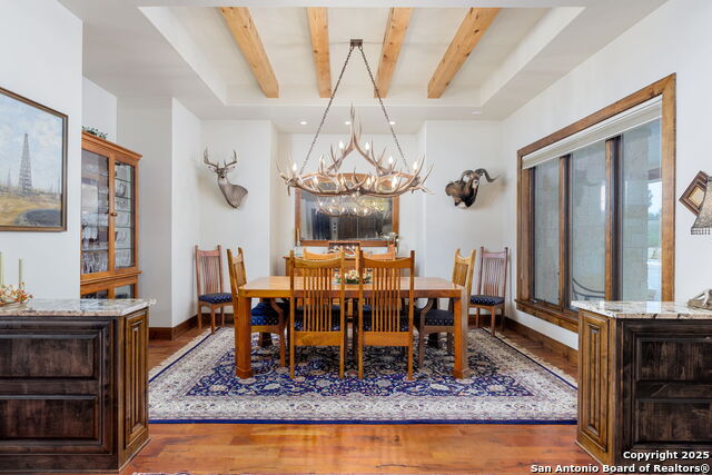 Listing photo id 17 for 211 Poehnert