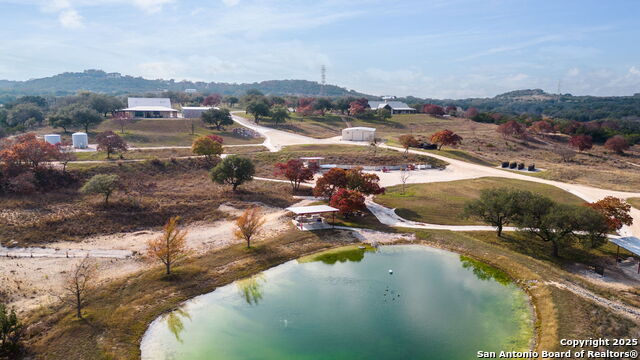 Listing photo id 26 for 211 Poehnert