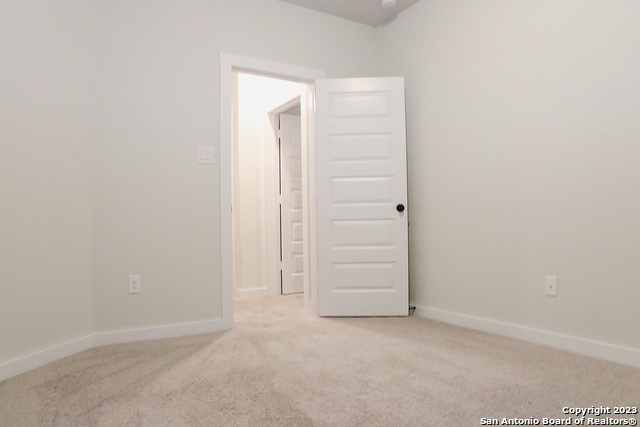 Image 12 of 14 For 5843 Whitby Rd  4