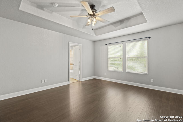Listing photo id 18 for 10307 Royal Est