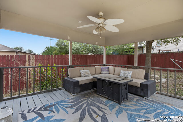 Listing photo id 30 for 10307 Royal Est