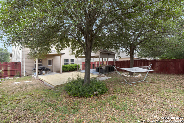 Listing photo id 31 for 10307 Royal Est