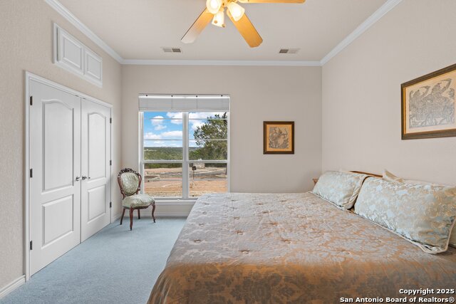 Image 19 of 37 For 2001 Crown Ridge