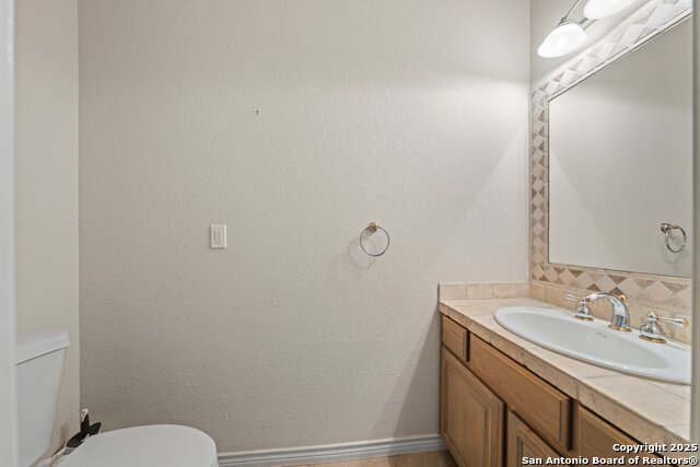 Image 21 of 37 For 2001 Crown Ridge