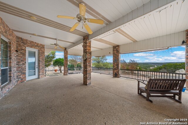 Image 26 of 37 For 2001 Crown Ridge