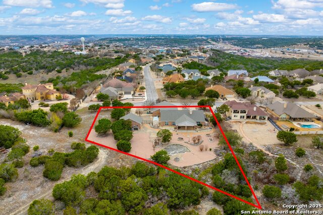 Image 35 of 37 For 2001 Crown Ridge