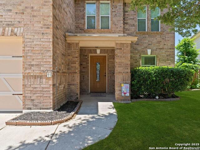 Listing photo id 1 for 7923 Martinelli