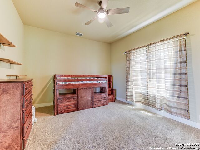 Listing photo id 9 for 8626 Napa Landing