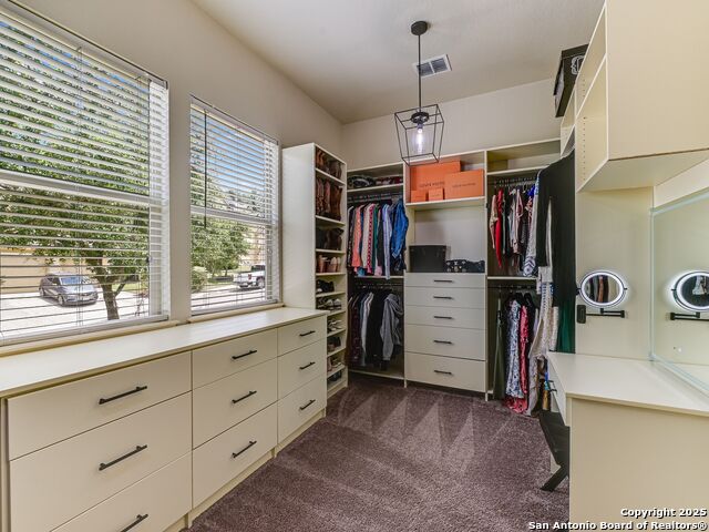 Listing photo id 15 for 8626 Napa Landing