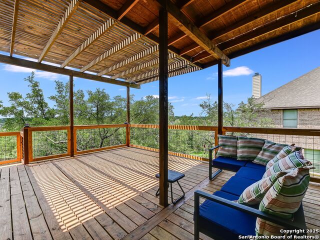 Listing photo id 25 for 8626 Napa Landing