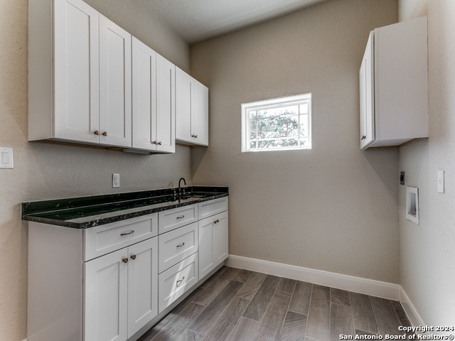 Image 20 of 40 For 929 Moonlight Dr