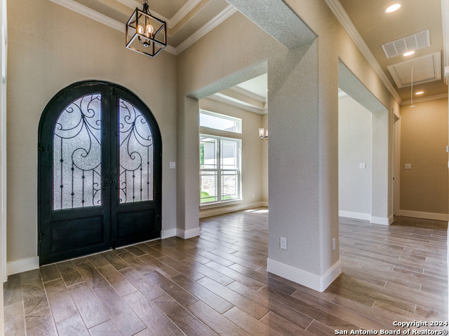 Image 4 of 40 For 929 Moonlight Dr
