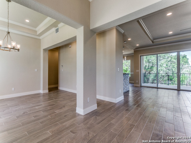 Image 9 of 40 For 929 Moonlight Dr