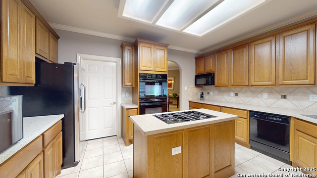 Image 13 of 40 For 18110 Ransom Hill