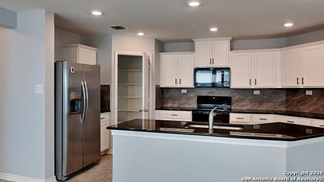 Image 6 of 19 For 7918 Hanging Branch