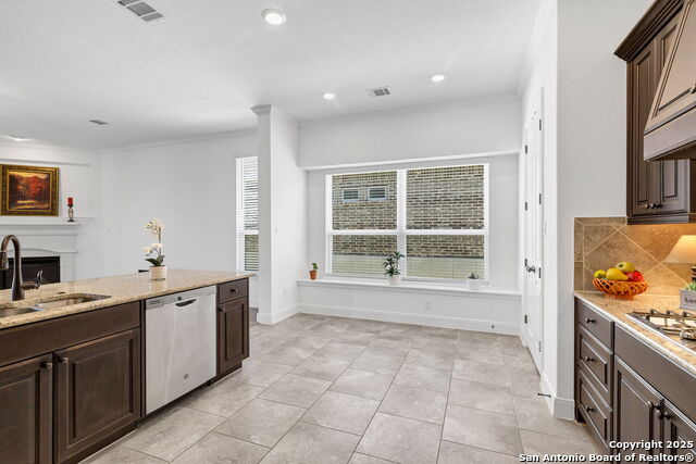 Image 22 of 47 For 5015 Country Nest