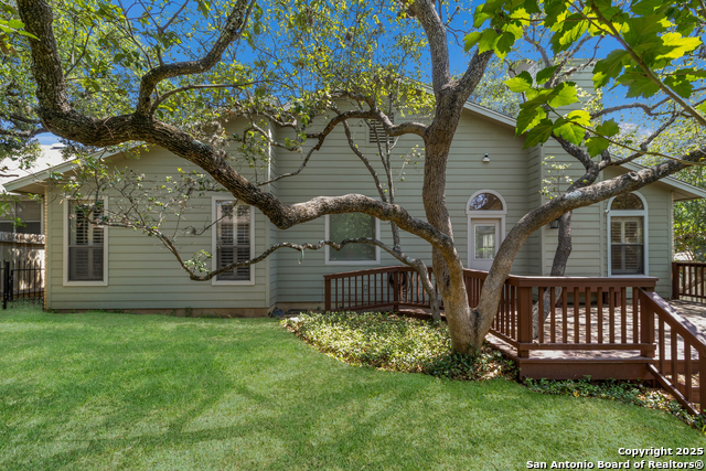 Listing photo id 23 for 5919 Cedar Path