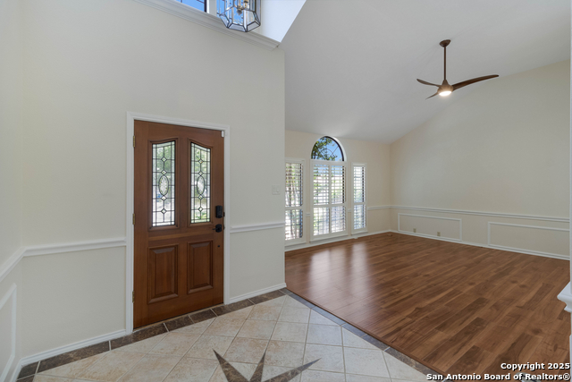 Listing photo id 5 for 5919 Cedar Path
