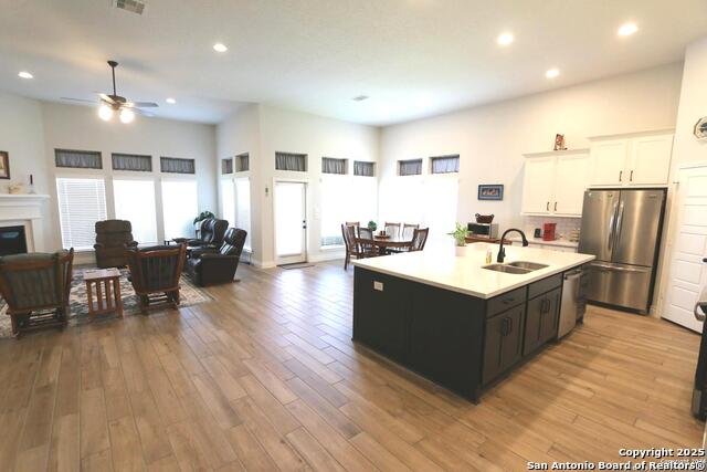 Image 7 of 34 For 2965 Grove Way