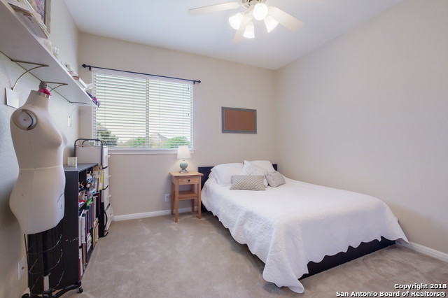 Image 18 of 25 For 427 Neches  