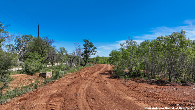 Image 6 of 17 For 13704 Ladd Rd