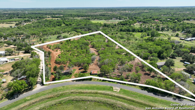 Image 7 of 17 For 13704 Ladd Rd