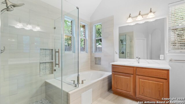 Listing photo id 22 for 521 Faulkner