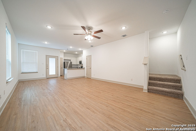 Image 3 of 15 For 2527 Lynwood Bend