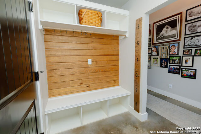 Listing photo id 14 for 277 Brown Saddle
