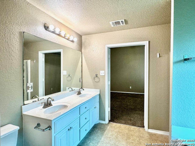 Listing photo id 10 for 6527 Candleview