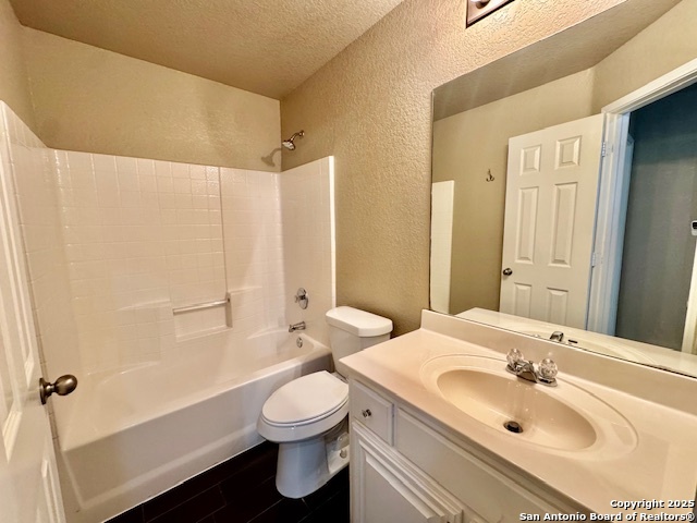 Listing photo id 15 for 6527 Candleview