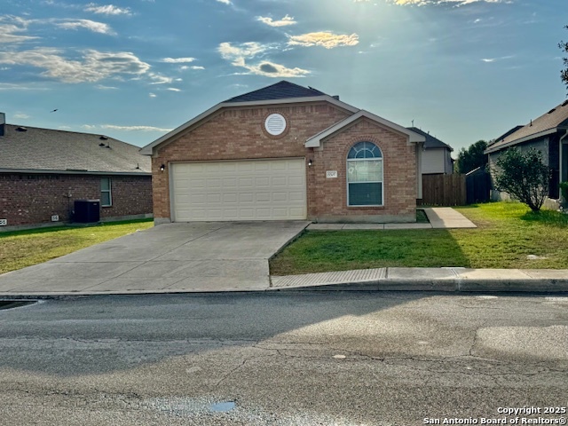 Listing photo id 0 for 6527 Candleview