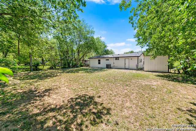 Image 15 of 17 For 373 Kenmar Dr.