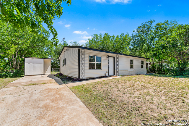 Image 2 of 17 For 373 Kenmar Dr.