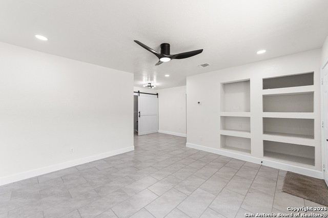 Image 6 of 17 For 373 Kenmar Dr.