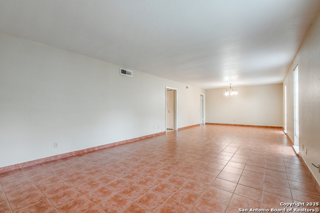 Image 6 of 25 For 7500 Callaghan  Apt 2