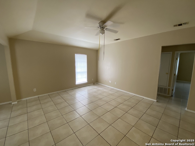 Image 3 of 23 For 1016 Blanco Rd.  102