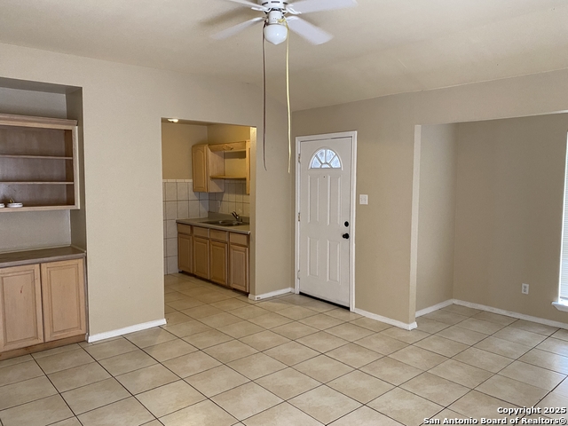 Image 6 of 23 For 1016 Blanco Rd.  102