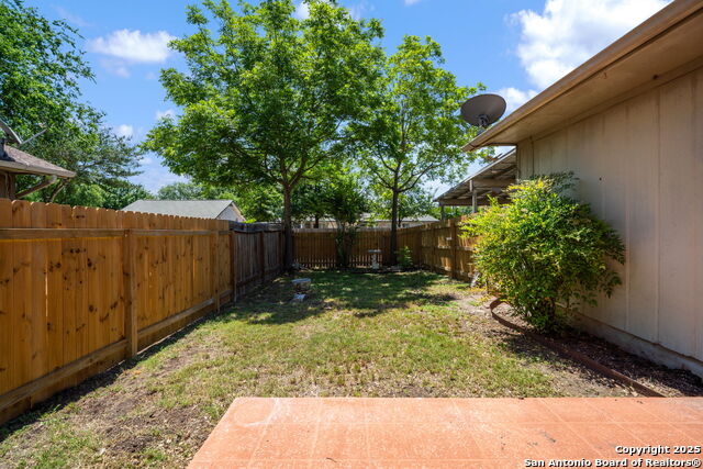 Listing photo id 23 for 12138 Lemon Blossom W