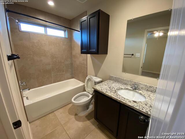 Image 16 of 32 For 6606 Mia Way  102